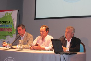 Tamarit, Gutiérrez y Pacini, en la apertura del encuentro.